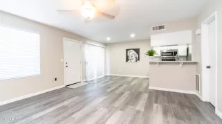 Photo #5: 6273063 Listing