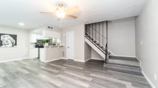 Photo #6: 6273063 Listing