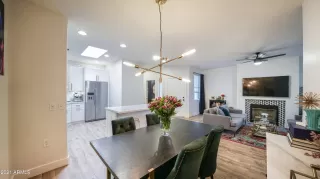 Photo #5: 6273450 Listing