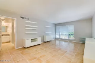 Photo #2: 6273496 Listing 