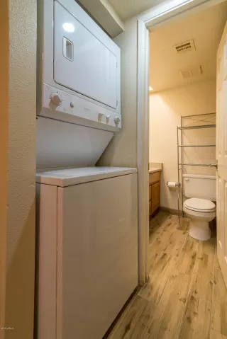 Photo #5: 6273498 Listing