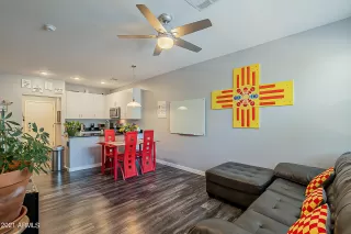 Photo #6: 6273520 Listing