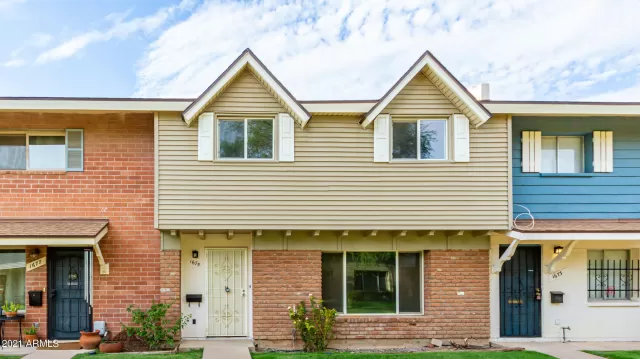 MLS: 6273538 Condo For Sale