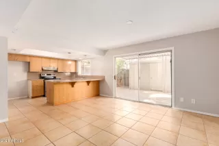 Photo #6: 6273538 Listing 