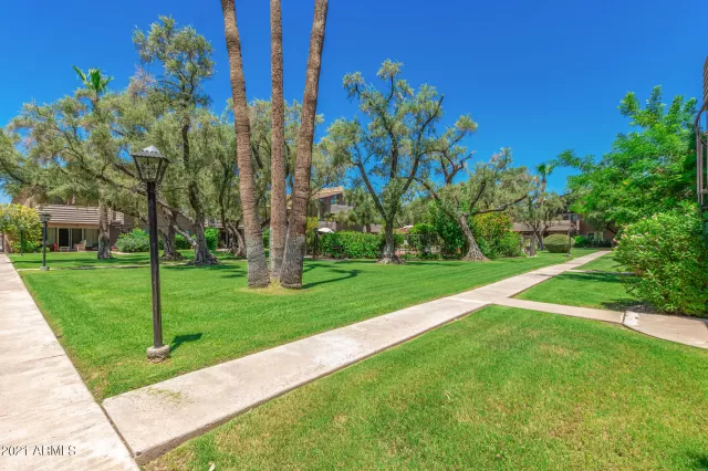 MLS: 6273575 Condo For Sale