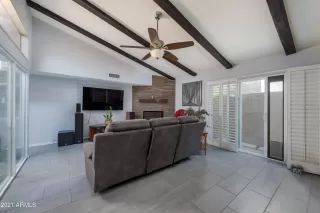 Photo #4: 6273665 Listing