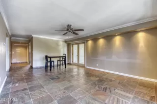 Photo #6: 6273734 Listing