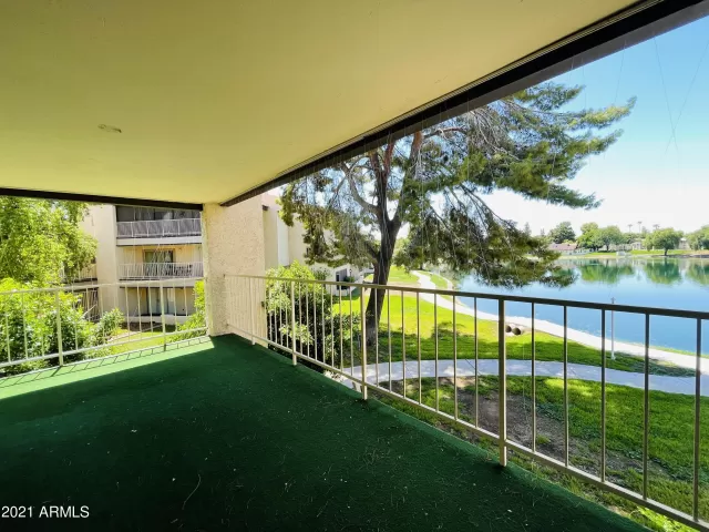 MLS: 6273974 Condo For Sale