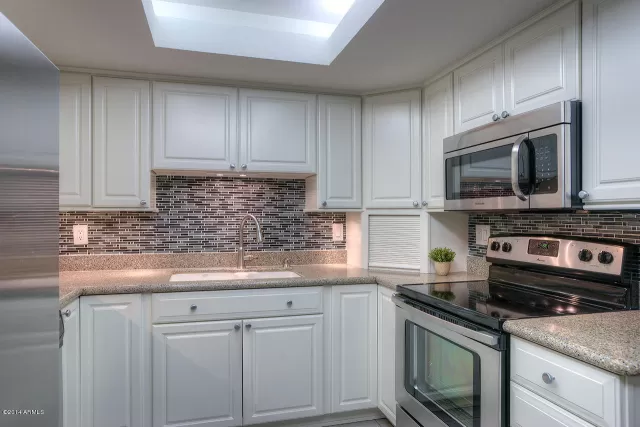 MLS: 6274206 Condo For Sale