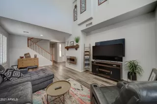 Photo #6: 6274344 Listing