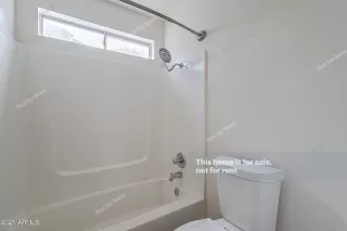 Photo #5: 6274435 Listing