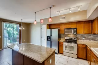 Photo #5: 6274469 Listing 