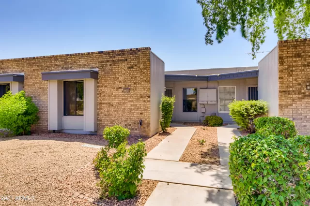 MLS: 6274484 Condo For Sale