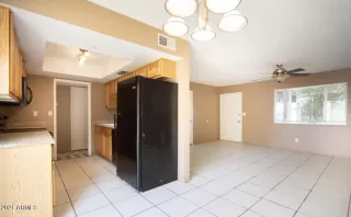 Photo #5: 6274779 Listing