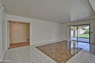 Photo #4: 6274848 Listing