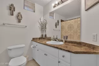 Photo #5: 6274856 Listing