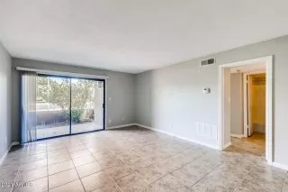 Photo #6: 6275016 Listing