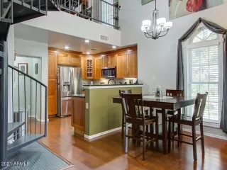 Photo #3: 6275141 Listing