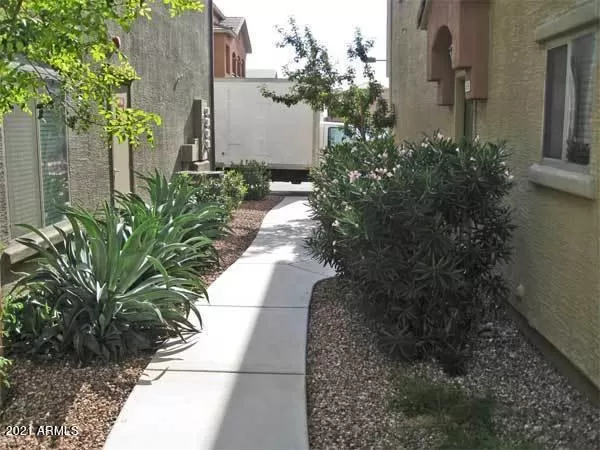 MLS: 6275215 Condo For Sale