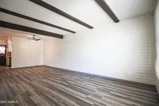 Photo #4: 6275240 Listing