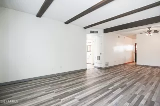 Photo #5: 6275240 Listing