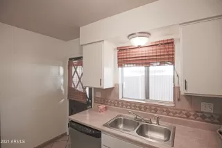 Photo #6: 6275240 Listing