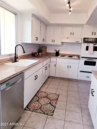 Photo #2: 6275251 Listing 