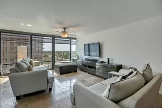 Photo #3: 6275301 Listing 