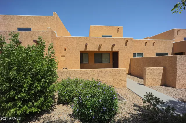 MLS: 6275344 Condo For Sale