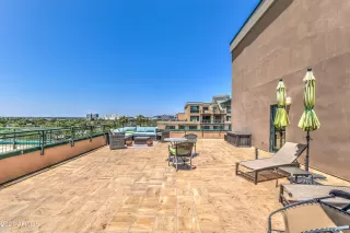 Photo #2: 6275422 Listing 