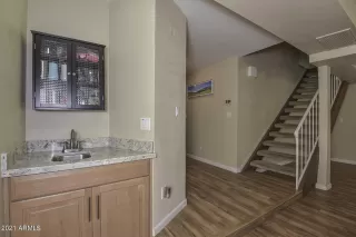 Photo #5: 6275453 Listing