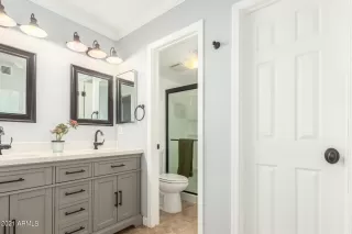 Photo #2: 6275623 Listing