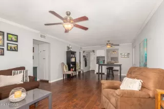 Photo #3: 6275623 Listing