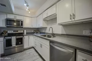 Photo #2: 6275639 Listing 