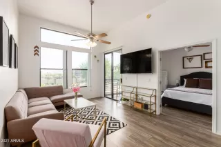 Photo #5: 6275674 Listing