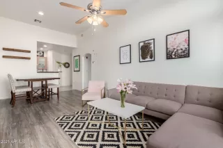 Photo #6: 6275674 Listing