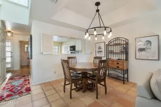 Photo #1: 6275745 Listing 