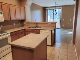 Photo #5: 6275811 Listing 