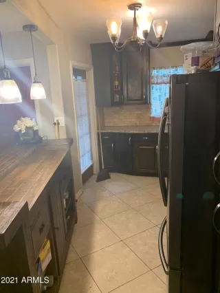 Photo #4: 6275966 Listing