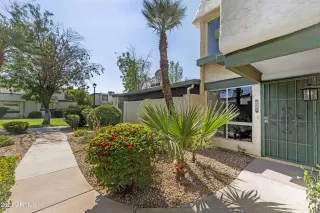 Photo #1: 6276037 Listing 