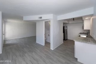 Photo #6: 6276037 Listing 