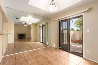 Photo #6: 6276039 Listing