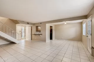 Photo #3: 6276115 Listing