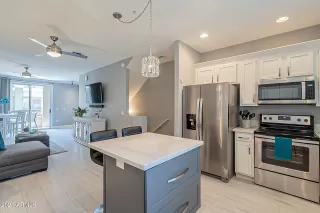 Photo #4: 6276144 Listing