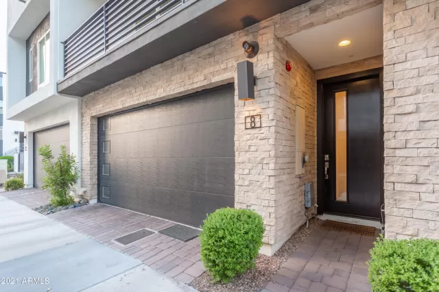 MLS: 6276162 Condo For Sale