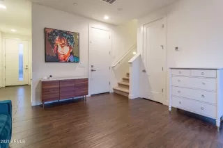 Photo #2: 6276162 Listing