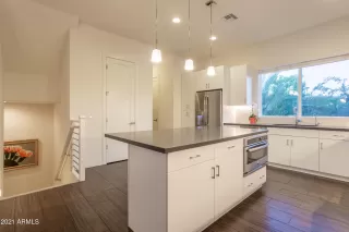 Photo #5: 6276162 Listing