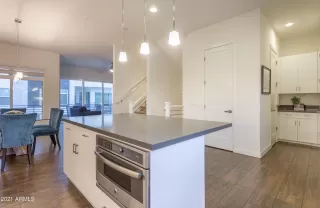 Photo #6: 6276162 Listing