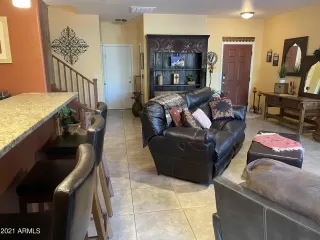 Photo #2: 6276191 Listing 