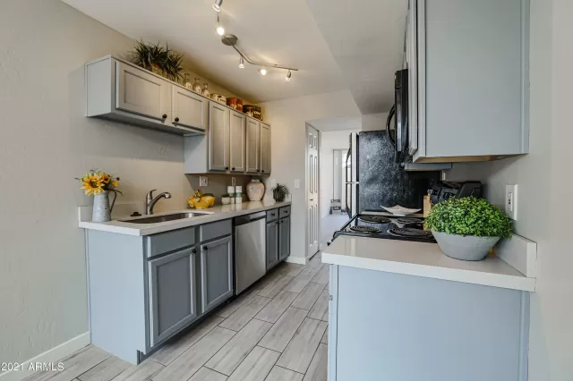 MLS: 6276206 Condo For Sale